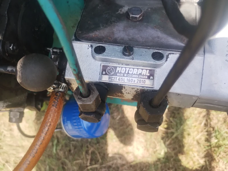 Трактор Zetor 25, снимка 6 - Селскостопанска техника - 52090569