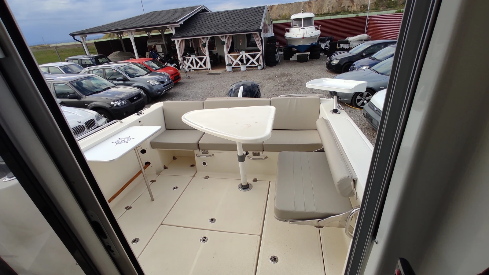 Моторна яхта Quicksilver 605 PILOT HOUSE MERRY FISHER  - изображение 6