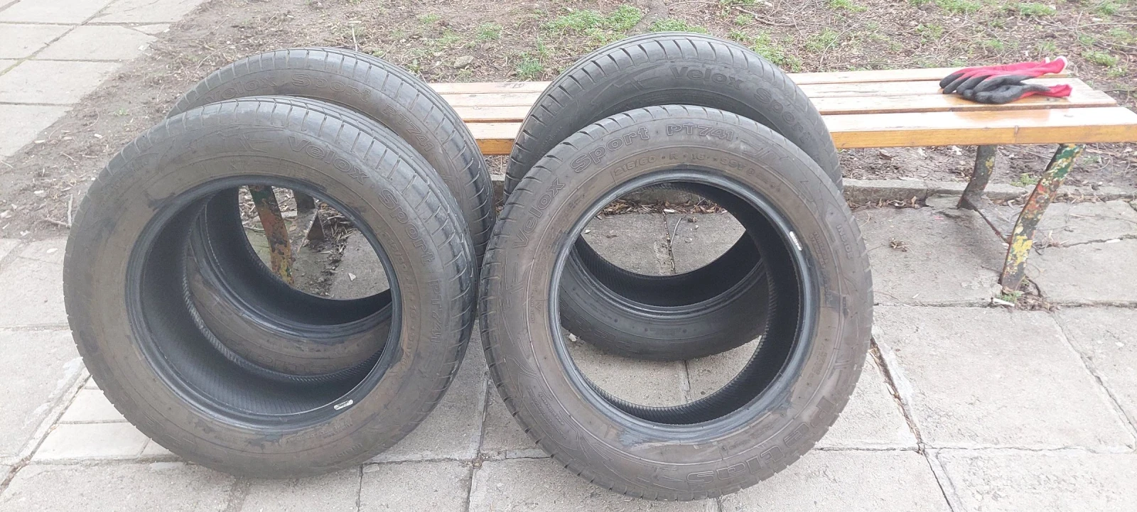 Гуми Летни 215/60R16, снимка 2 - Гуми и джанти - 53731796