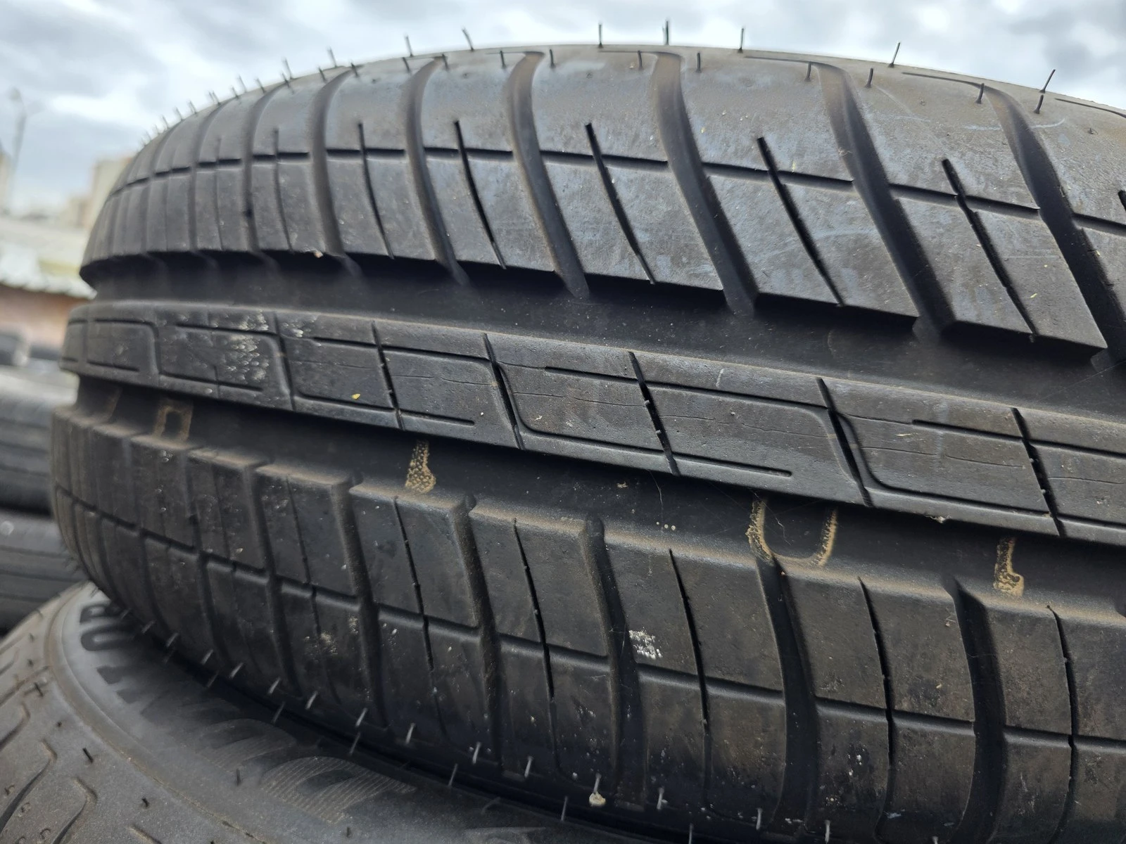 Гуми Летни 185/65R15