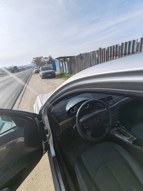Mercedes-Benz E 320, снимка 1