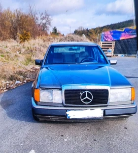 Mercedes-Benz 124 Седан, снимка 8