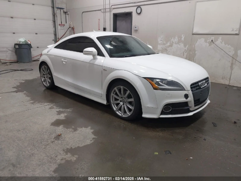 Audi Tt, снимка 1 - Автомобили и джипове - 49206686