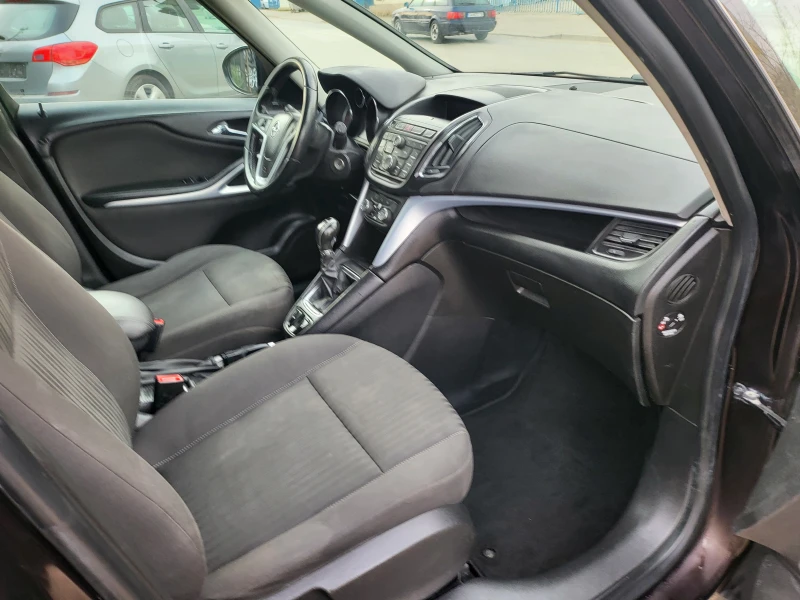 Opel Zafira 1.6i CNG TOURER, снимка 15 - Автомобили и джипове - 51508454