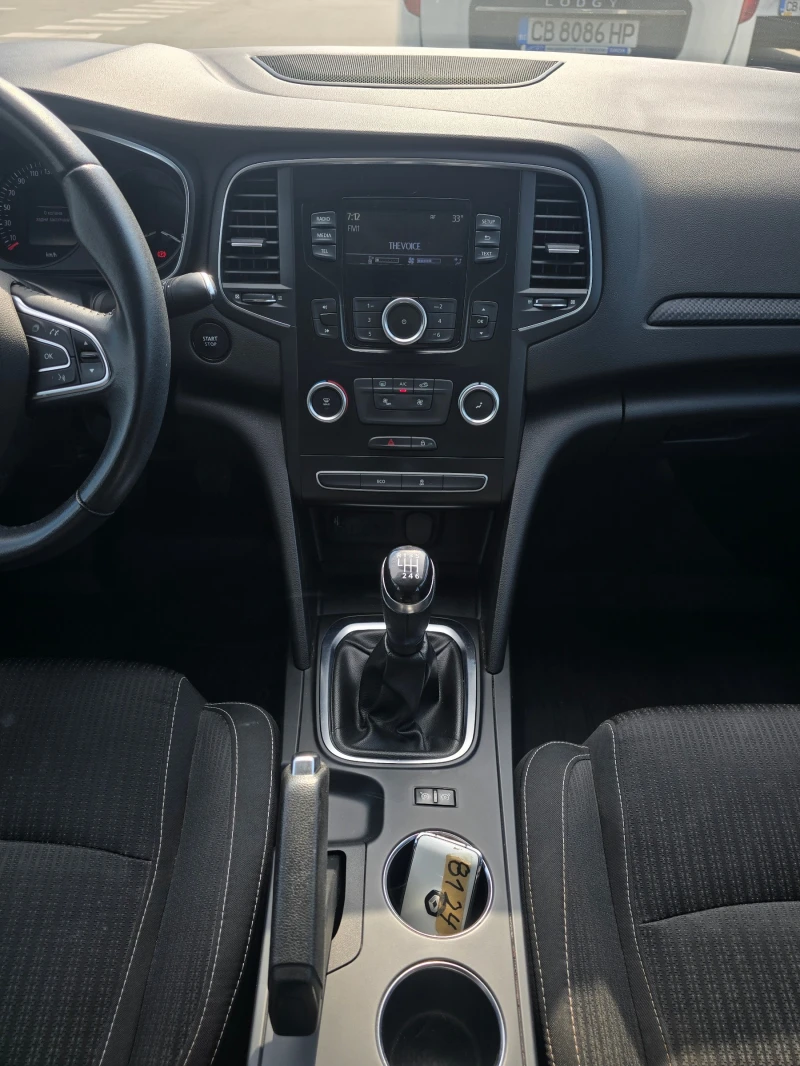 Renault Megane 1.5 dCi, снимка 9 - Автомобили и джипове - 50607753