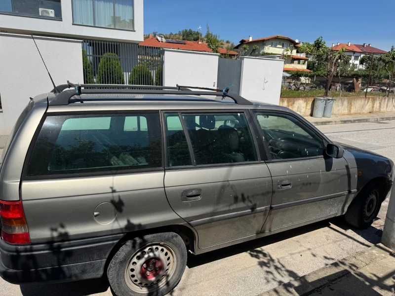 Opel Astra, снимка 4 - Автомобили и джипове - 52302240