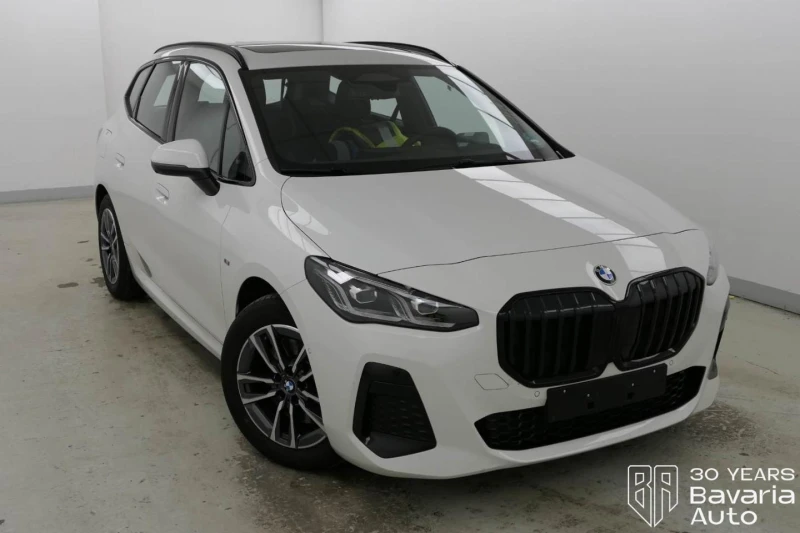 BMW 220 223i xDrive Active Tourer Sportautomatic, снимка 4 - Автомобили и джипове - 52727592