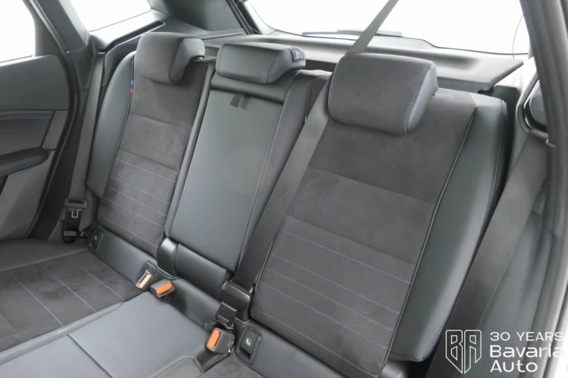 BMW 220 223i xDrive Active Tourer Sportautomatic, снимка 8 - Автомобили и джипове - 52727592