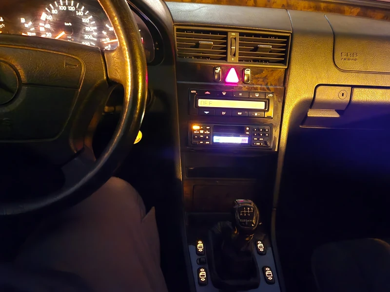 Mercedes-Benz C 250, снимка 2 - Автомобили и джипове - 52877036