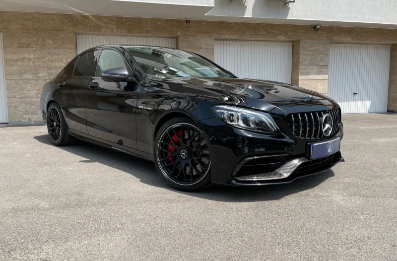 Mercedes-Benz C 63 AMG, снимка 4 - Автомобили и джипове - 53385489