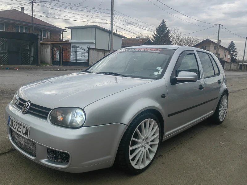 VW Golf Топ 101кс + + + , снимка 8 - Автомобили и джипове - 53467563