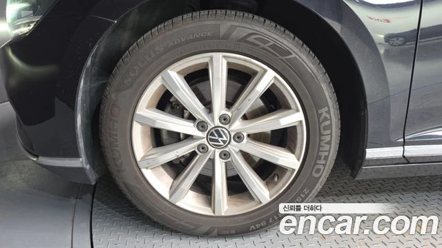 VW Passat 2.0TDI | DIGITAL| DIST| КАМЕРА| ПОДГРЕВ| АЛКАНТАРА, снимка 16 - Автомобили и джипове - 55920269