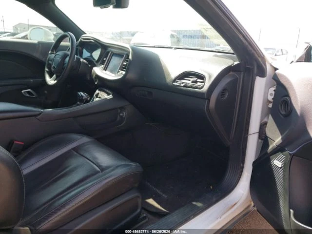 Dodge Challenger R/T PLUS* КОЖА, снимка 9 - Автомобили и джипове - 56578067
