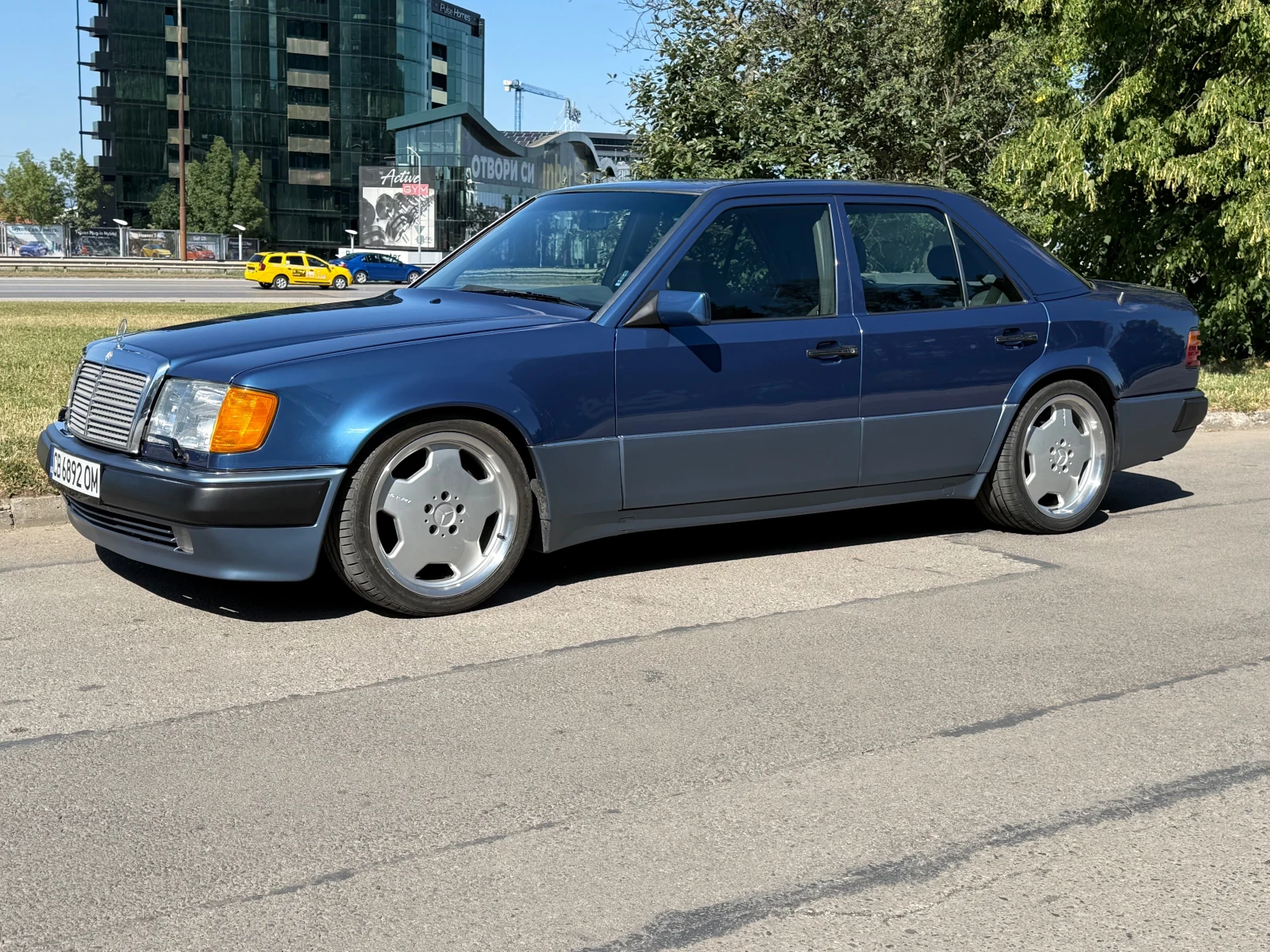 Mercedes-Benz E 500 500E V8, снимка 5 - Автомобили и джипове - 49937644