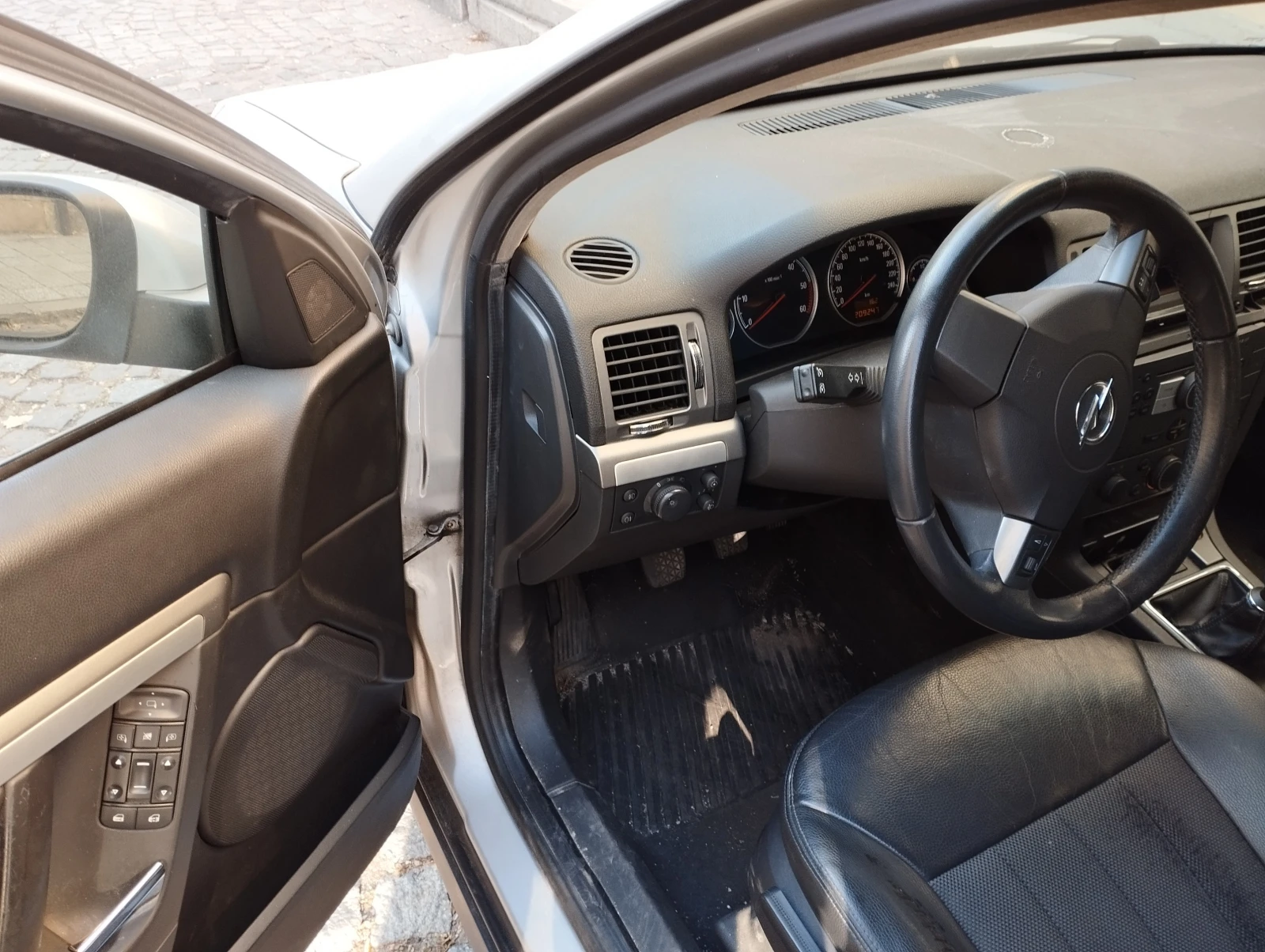 Opel Vectra вагон - изображение 6