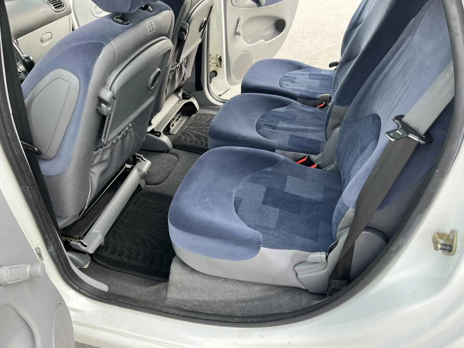 Citroen Xsara picasso 2.0HDI 90кс КЛИМАТРОНИК АВТОПИЛОТ - изображение 9