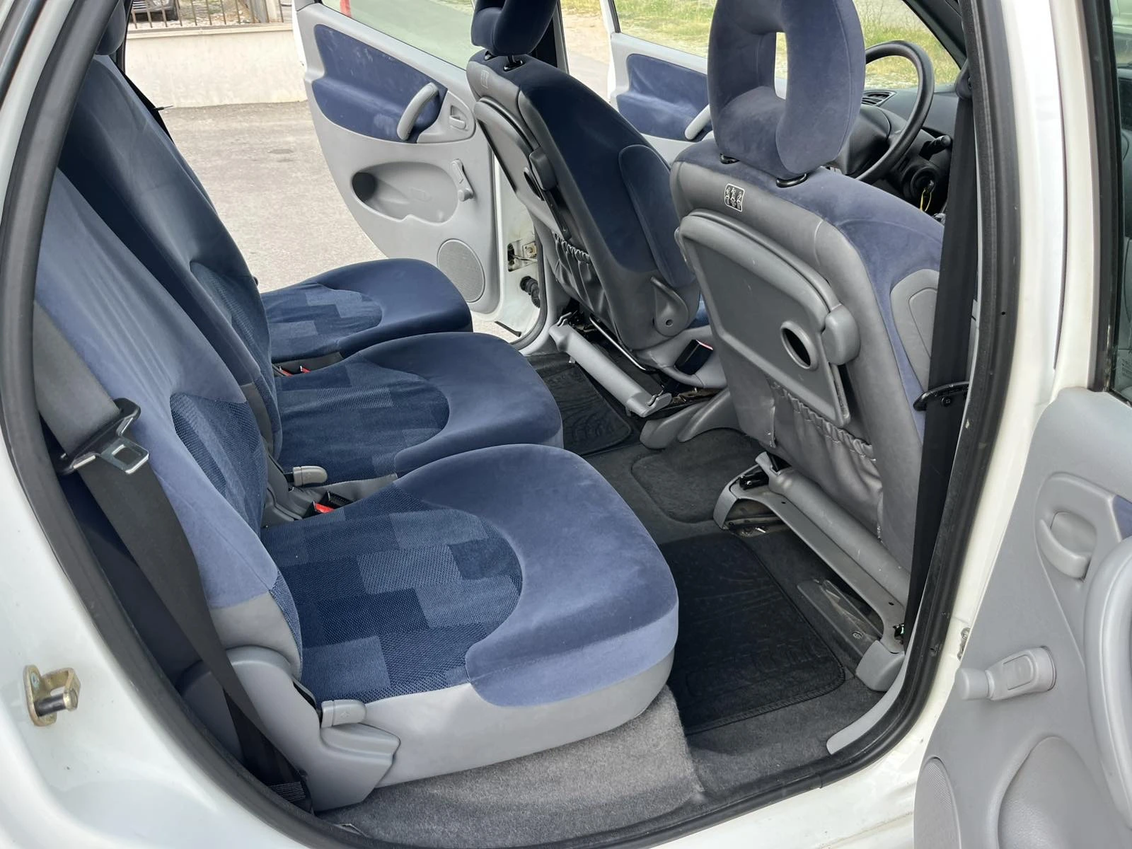 Citroen Xsara picasso 2.0HDI 90кс КЛИМАТРОНИК АВТОПИЛОТ - изображение 10