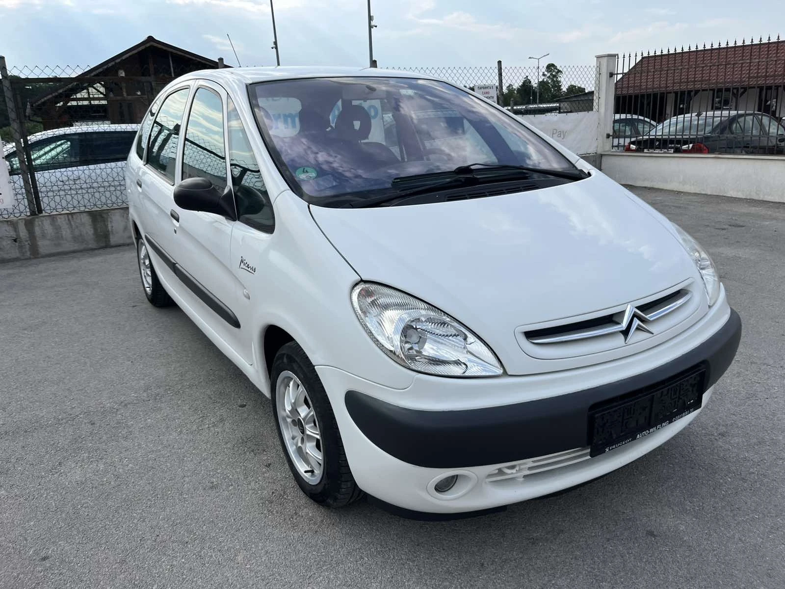 Citroen Xsara picasso 2.0HDI 90кс КЛИМАТРОНИК АВТОПИЛОТ - изображение 3