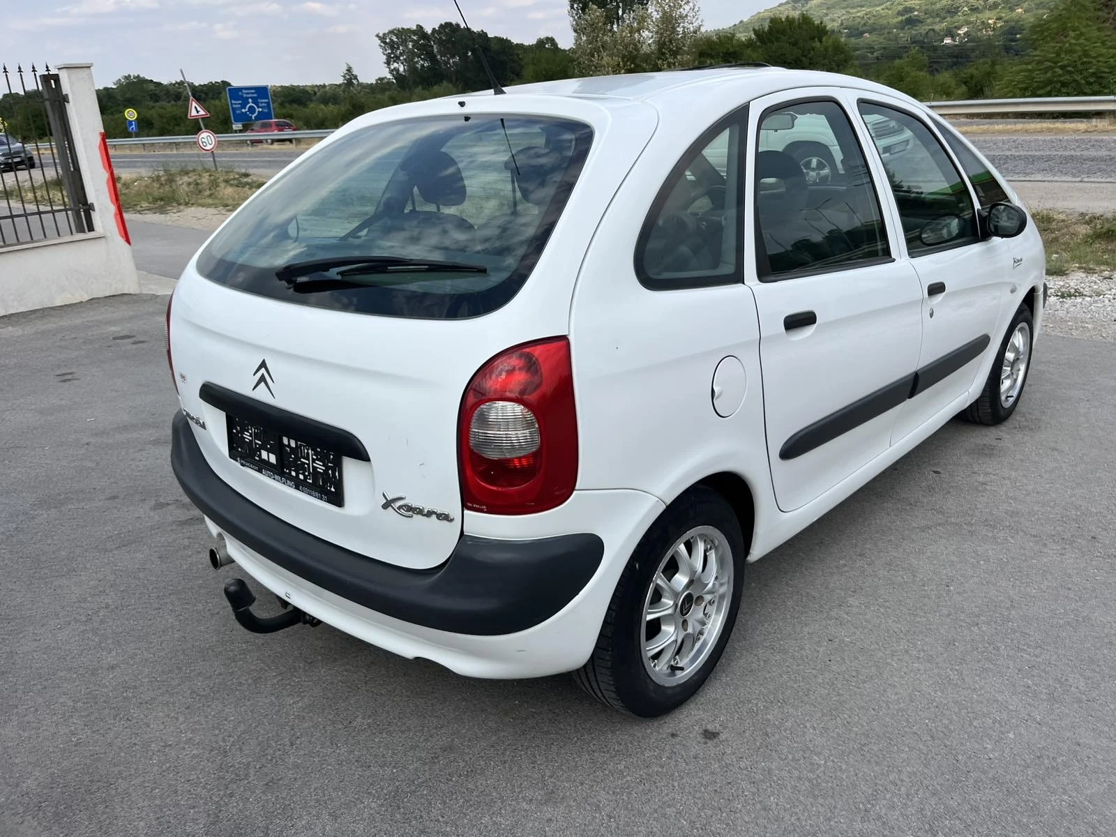 Citroen Xsara picasso 2.0HDI 90кс КЛИМАТРОНИК АВТОПИЛОТ - изображение 4