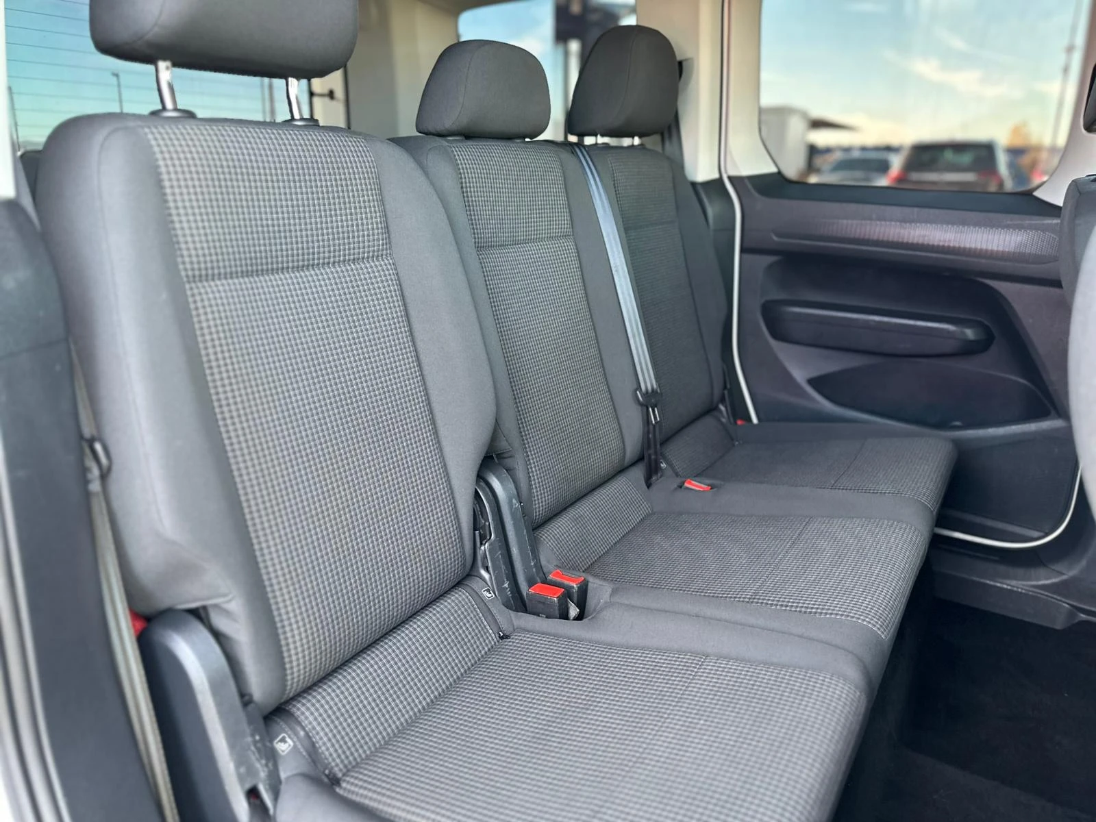 VW Caddy / 2.0D / KOMBI FLEX / TOP /  | Mobile.bg   10