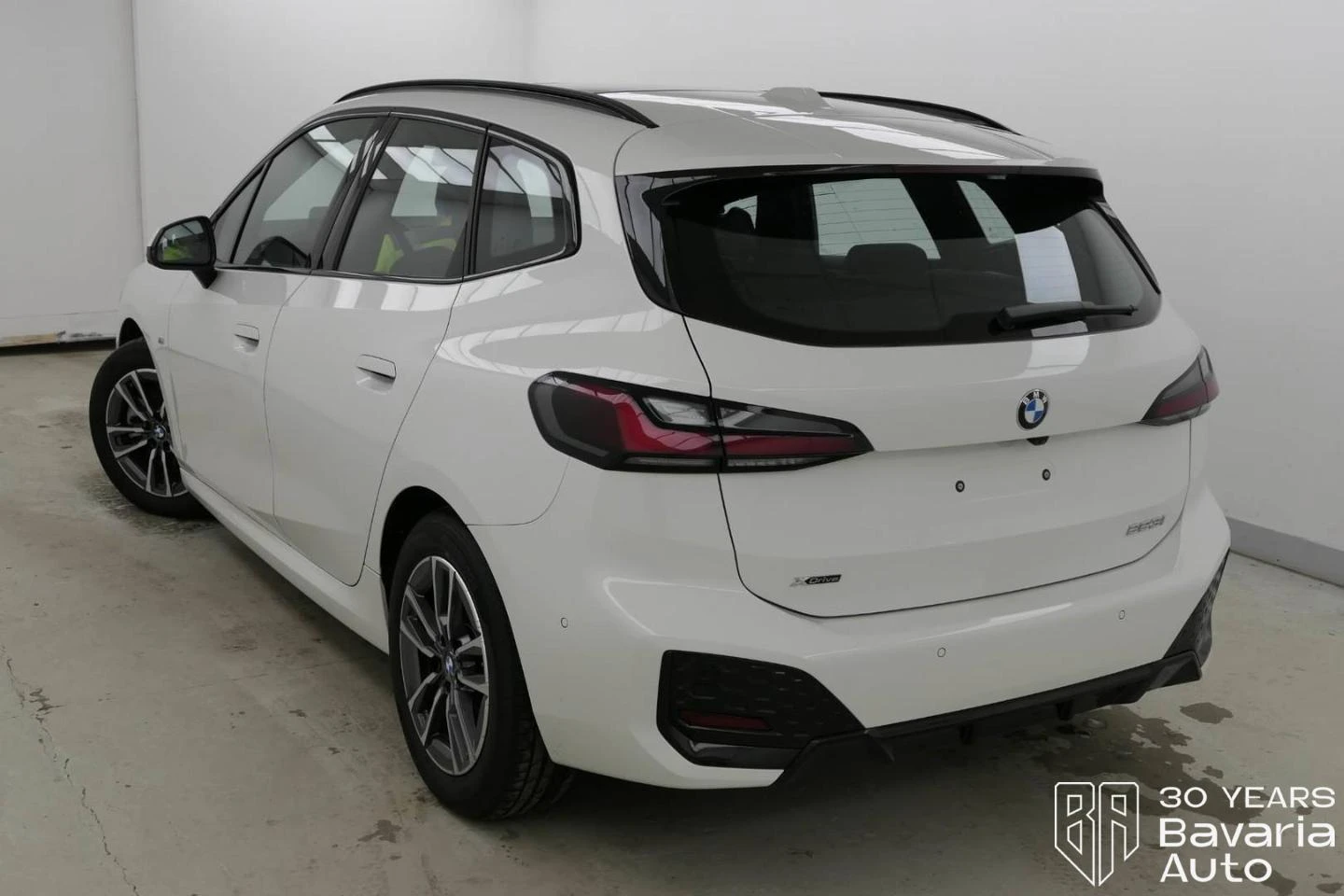 BMW 220 223i xDrive Active Tourer Sportautomatic - изображение 2
