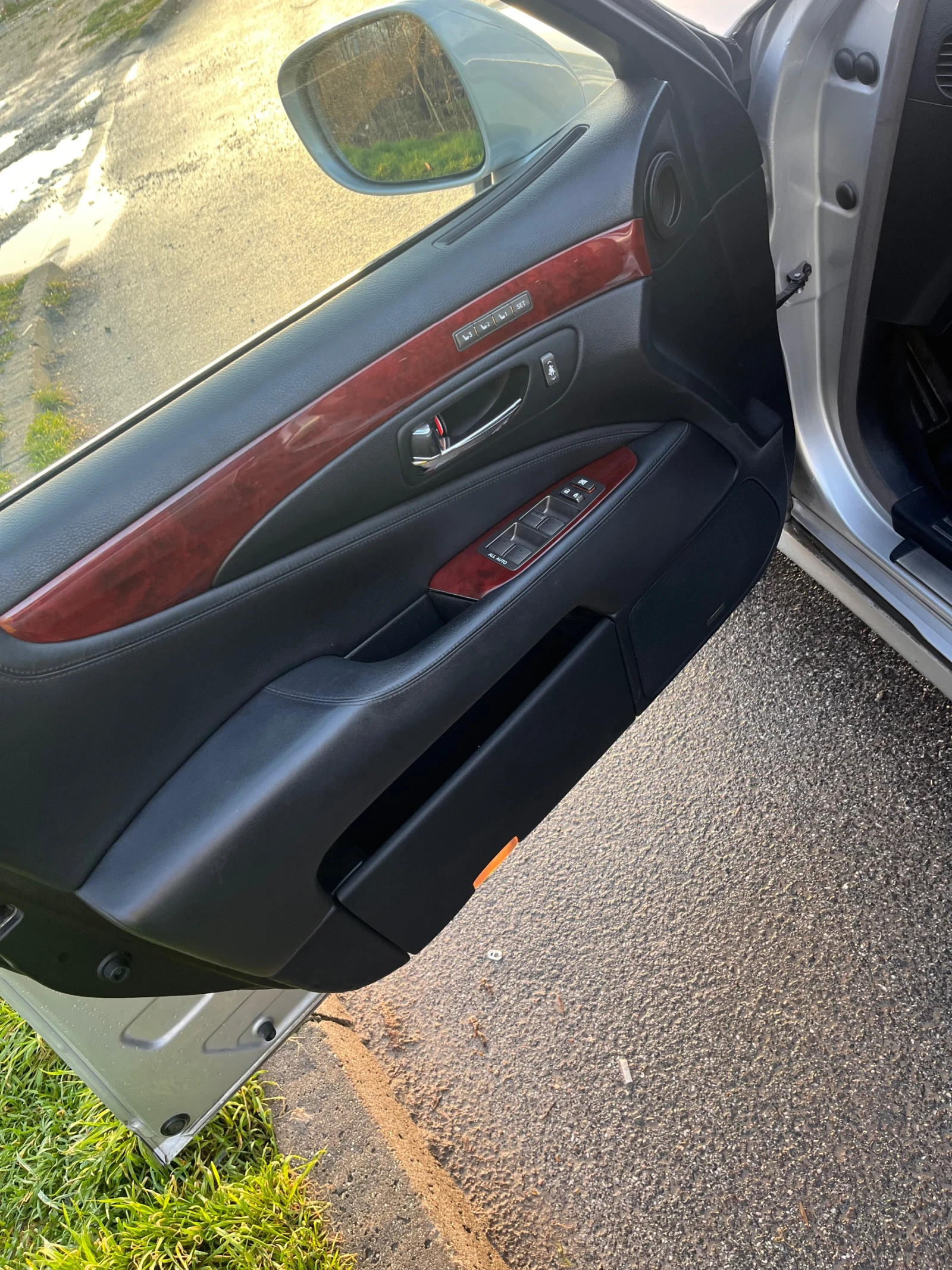 Lexus LS 460, снимка 16 - Автомобили и джипове - 53869087