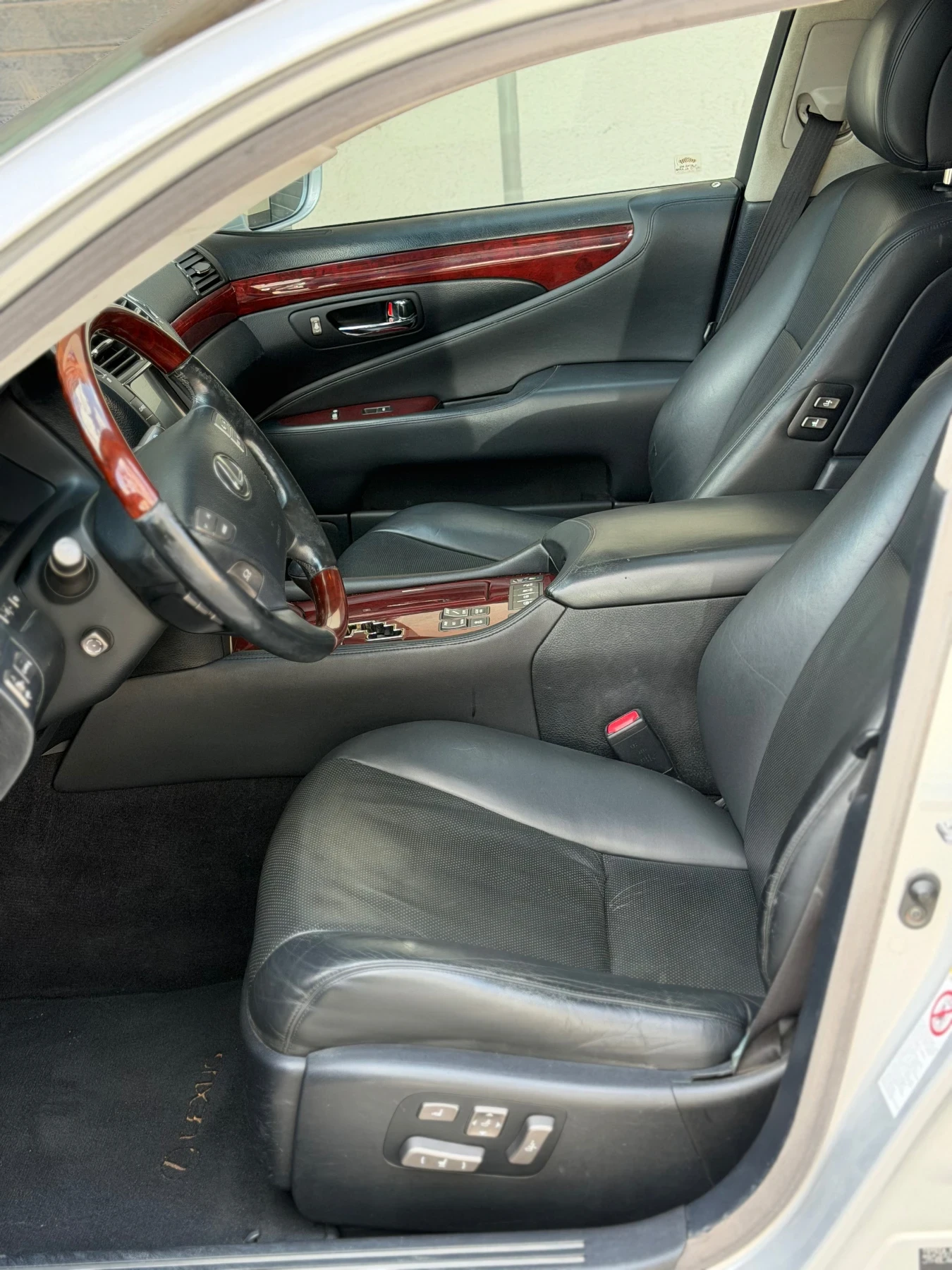Lexus LS 460, снимка 8 - Автомобили и джипове - 55512804