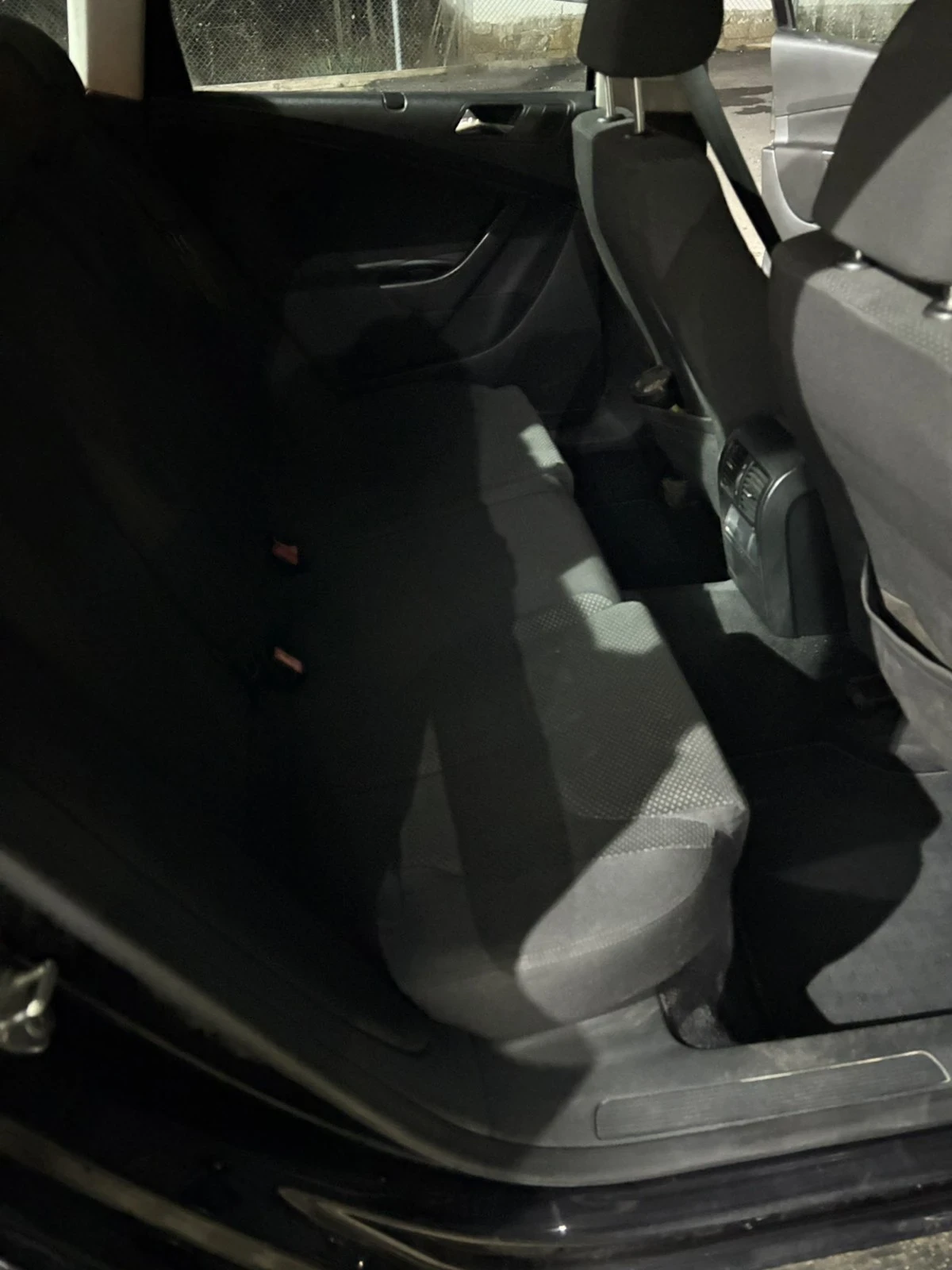 VW Passat, снимка 12 - Автомобили и джипове - 53514179