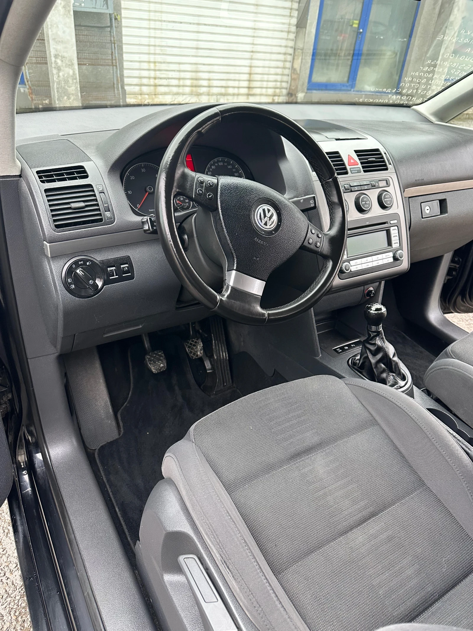 VW Touran 1.9TDI 105к.с.  - изображение 10