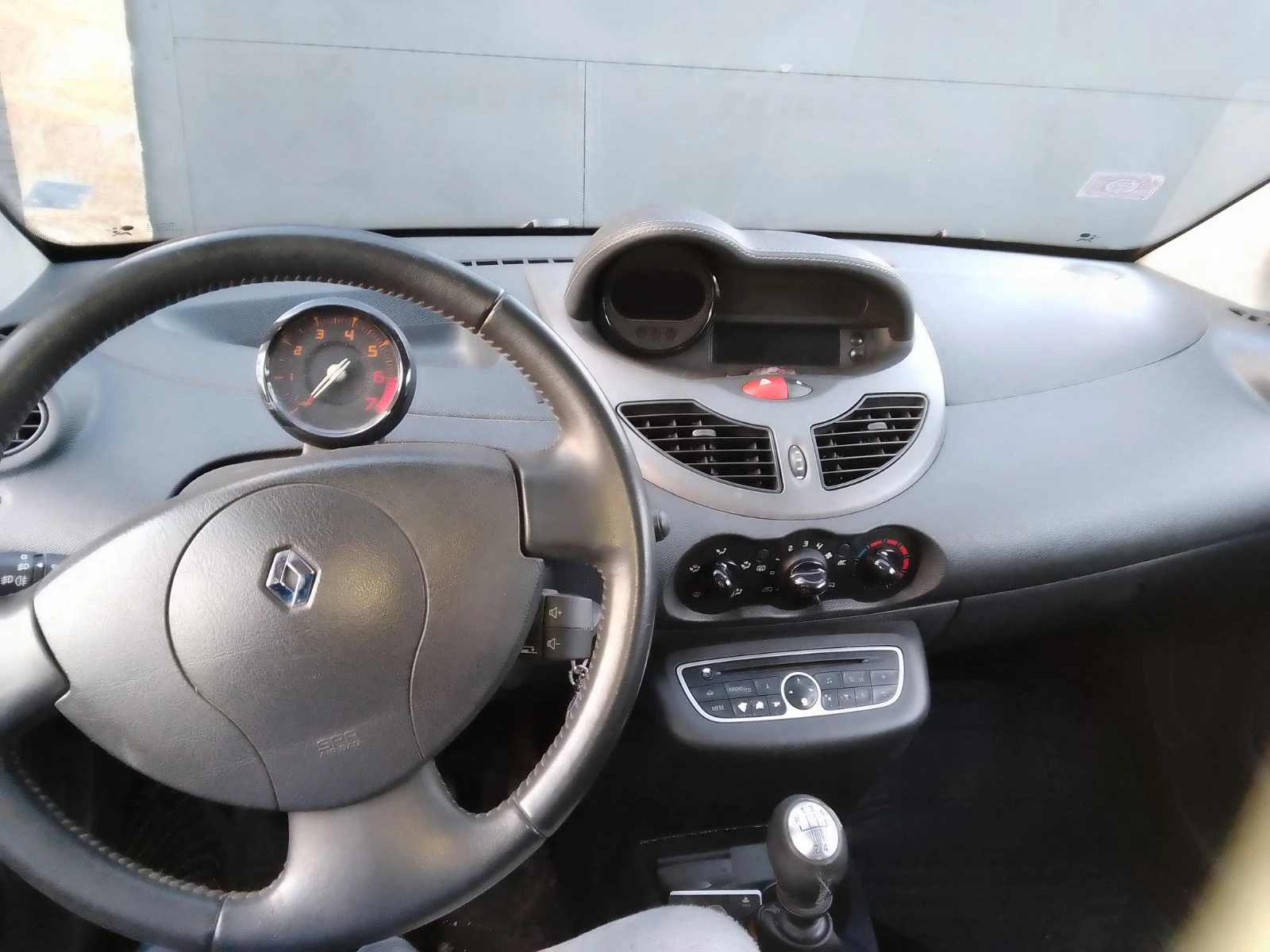 Renault Twingo, снимка 17 - Автомобили и джипове - 53870275