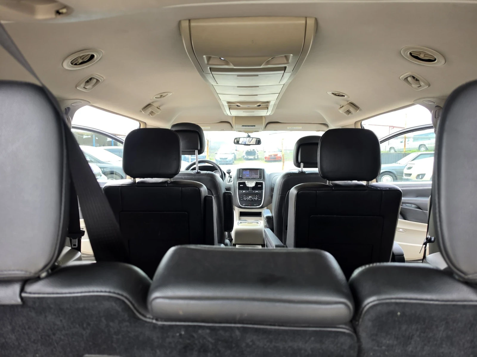 Lancia Voyager 2.8GRDI, снимка 15 - Автомобили и джипове - 53989785