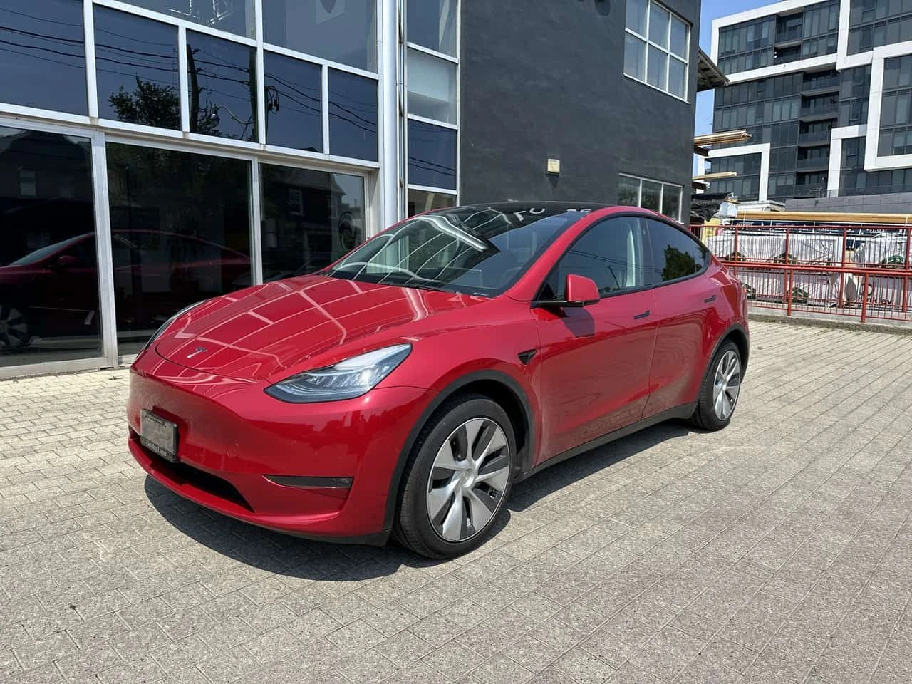 Tesla Model Y * Long Range * CARFAX * Без инциденти * 