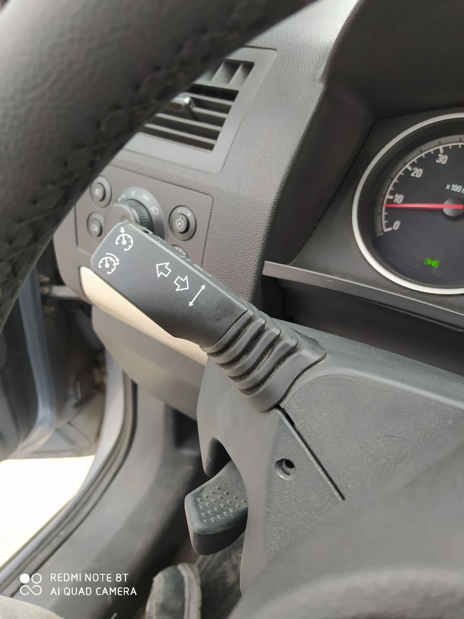 Opel Zafira 1.8i 140к.с, снимка 13 - Автомобили и джипове - 54205754