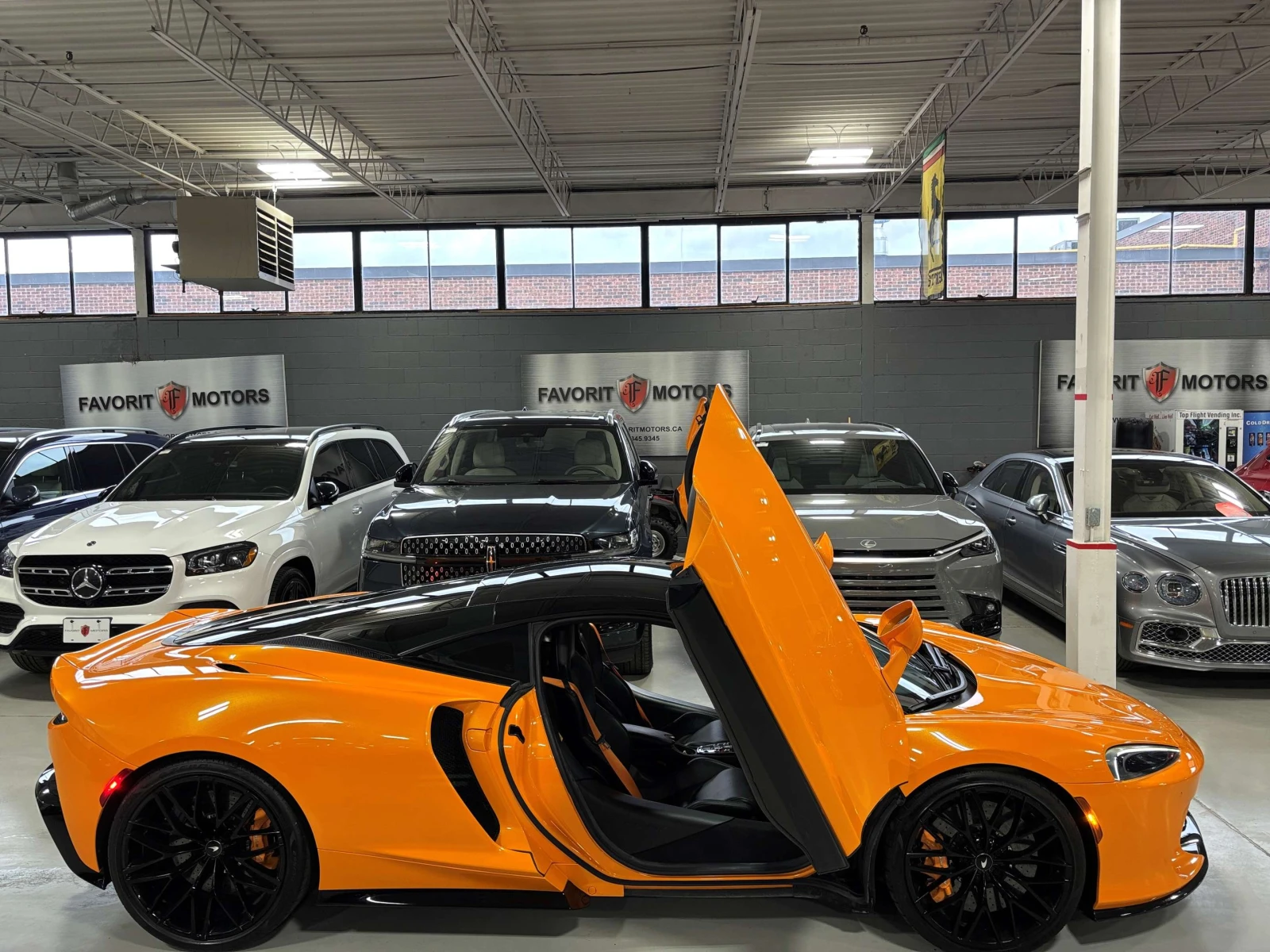 McLaren GT ЦЕНА ДО БГ, снимка 6 - Автомобили и джипове - 54948375