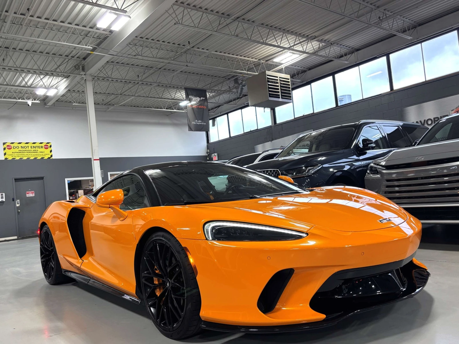 McLaren GT ЦЕНА ДО БГ, снимка 4 - Автомобили и джипове - 54948375