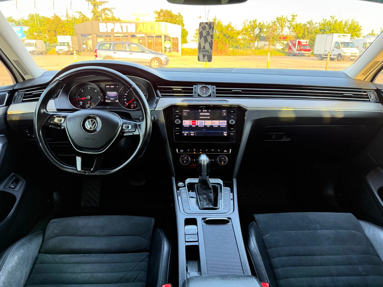 VW Passat 2.0TDI DsG, снимка 11 - Автомобили и джипове - 54988400