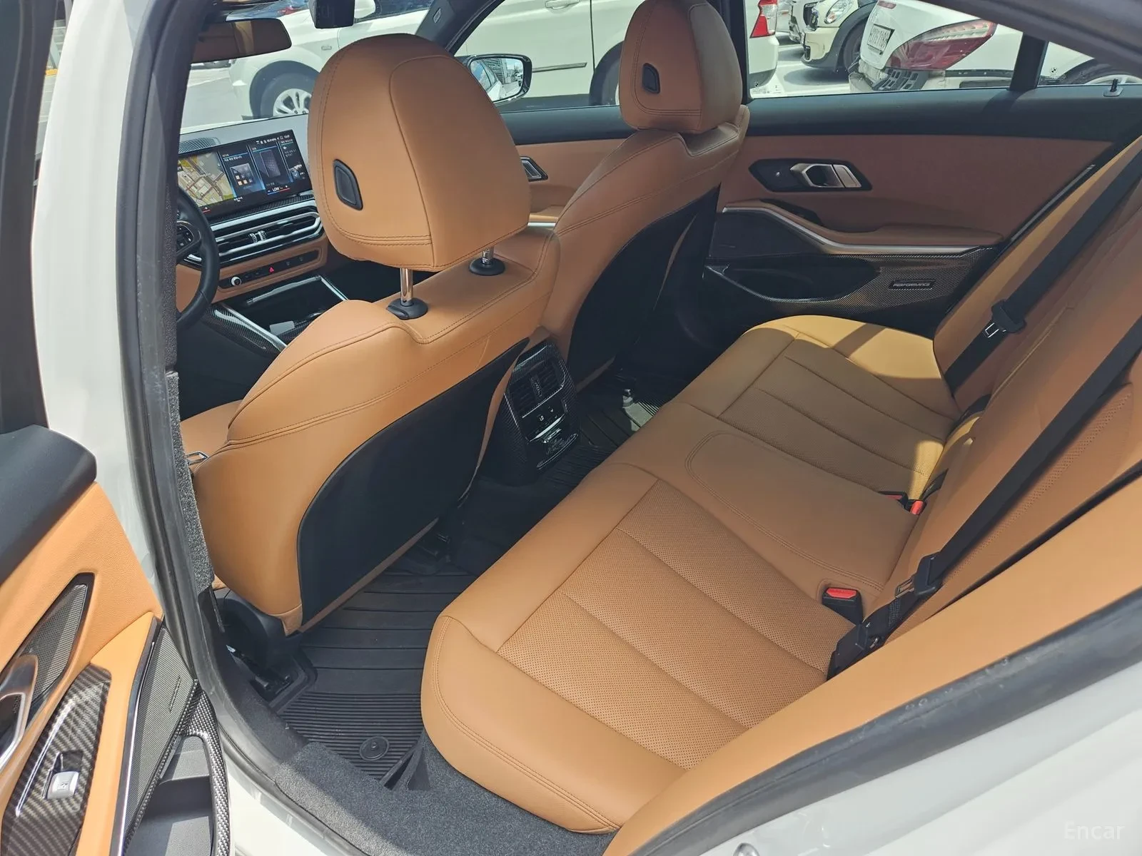 BMW 320, снимка 6 - Автомобили и джипове - 55057323