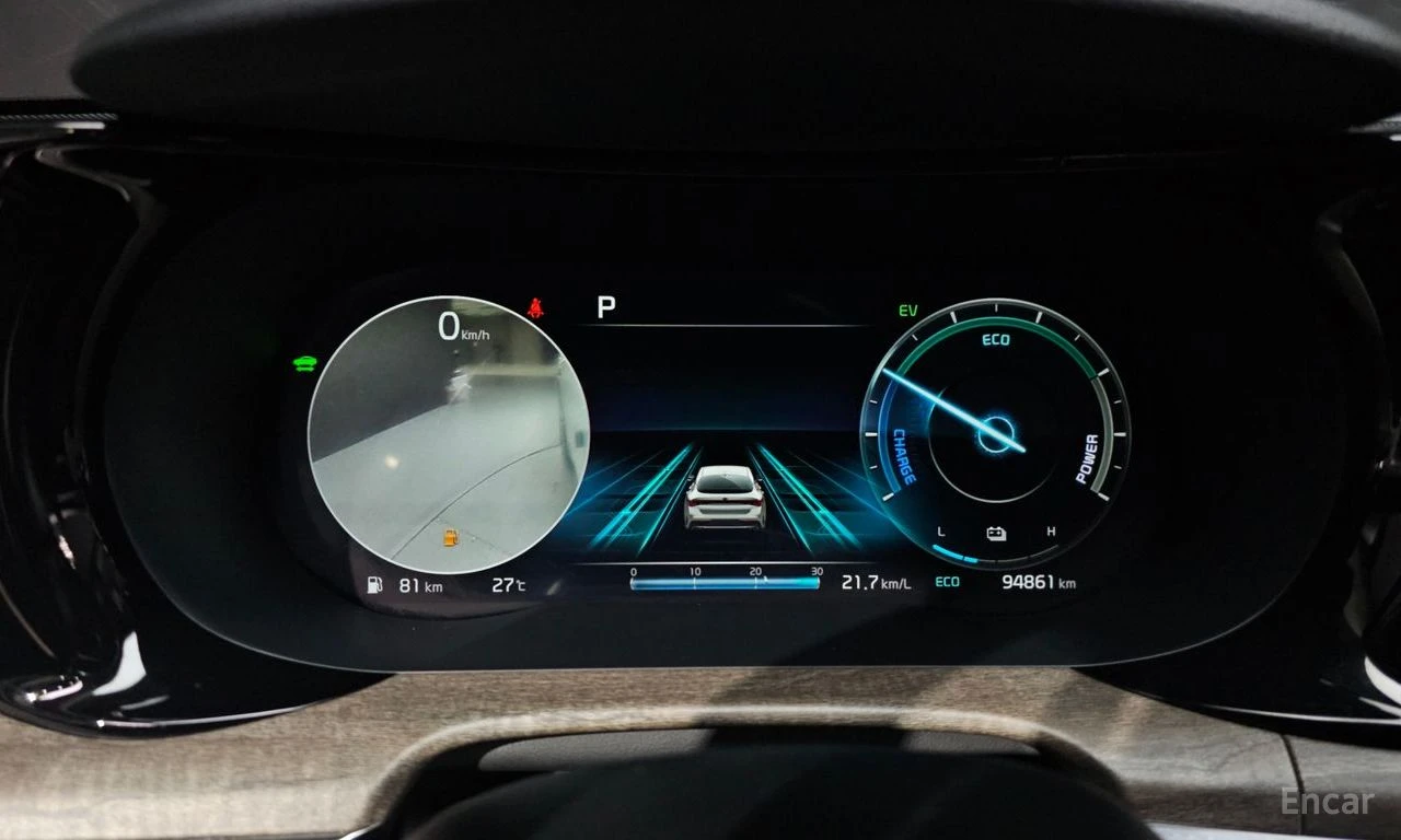 Kia K5 2.0 Hybrid Noblesse* DISTRONIC* 360* ОБДУХВАНЕ*  , снимка 10 - Автомобили и джипове - 55309472