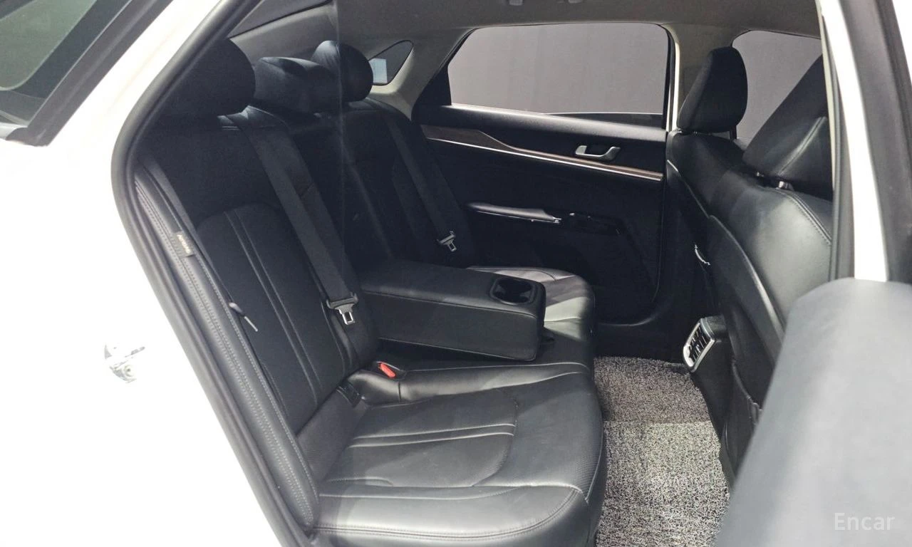Kia K5 2.0 Hybrid Noblesse* DISTRONIC* 360* ОБДУХВАНЕ*  , снимка 14 - Автомобили и джипове - 55309472