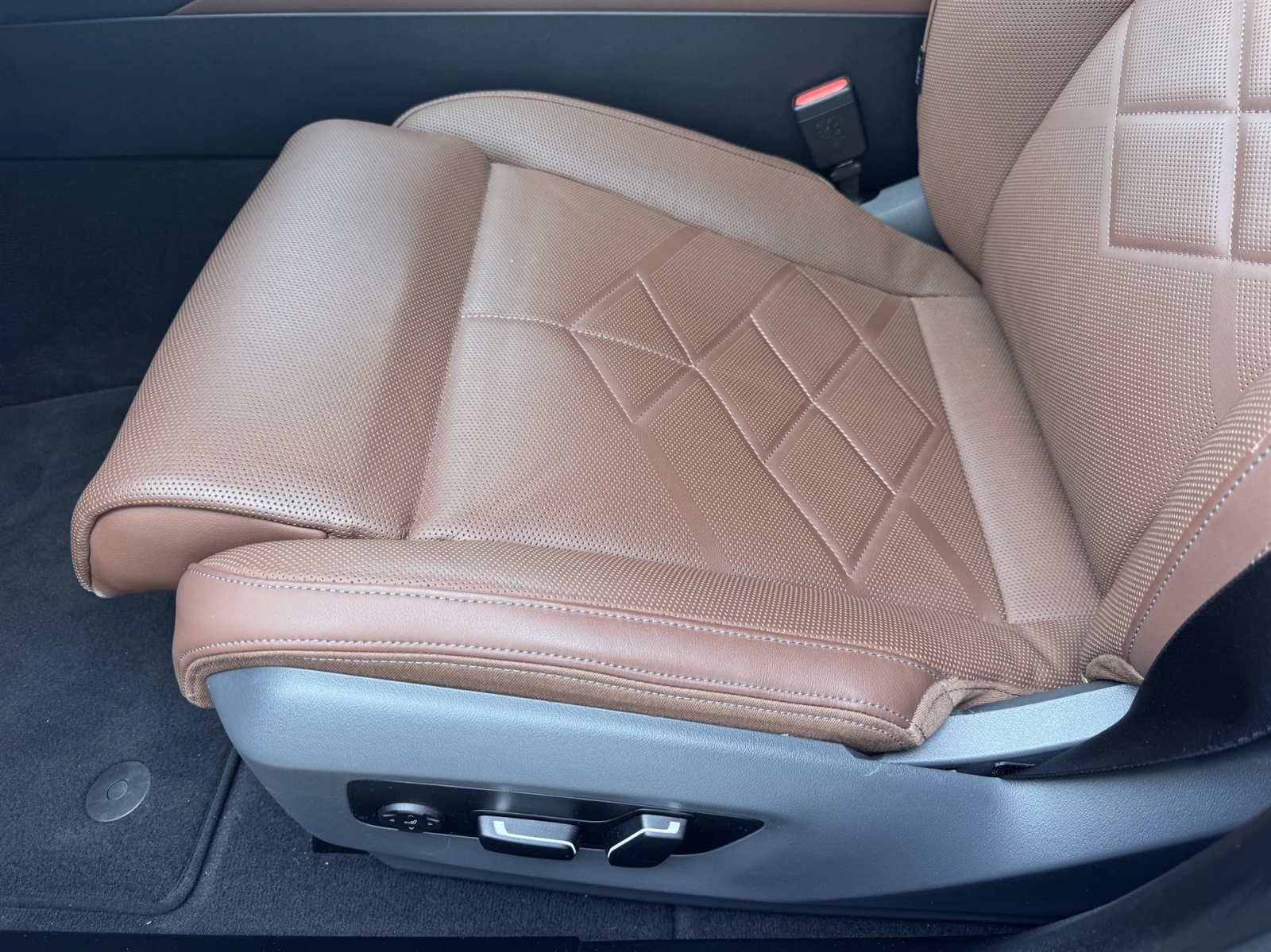 BMW 550 xDrive Sedan | Mobile.bg � ����������� 17