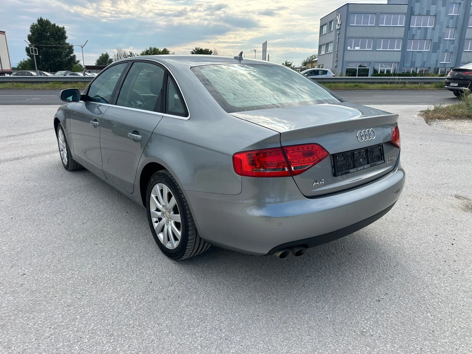 Audi A4 2.0 TDI B8 | Mobile.bg � ����������� 4