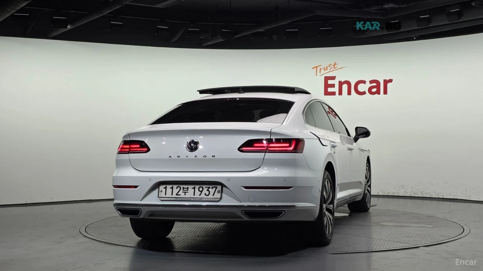 VW Arteon PREMIUM* 2.0TDI* DISTRONIC* ПОДГРЕВ* КАМЕРА* ОБДУХ, снимка 4 - Автомобили и джипове - 55898429