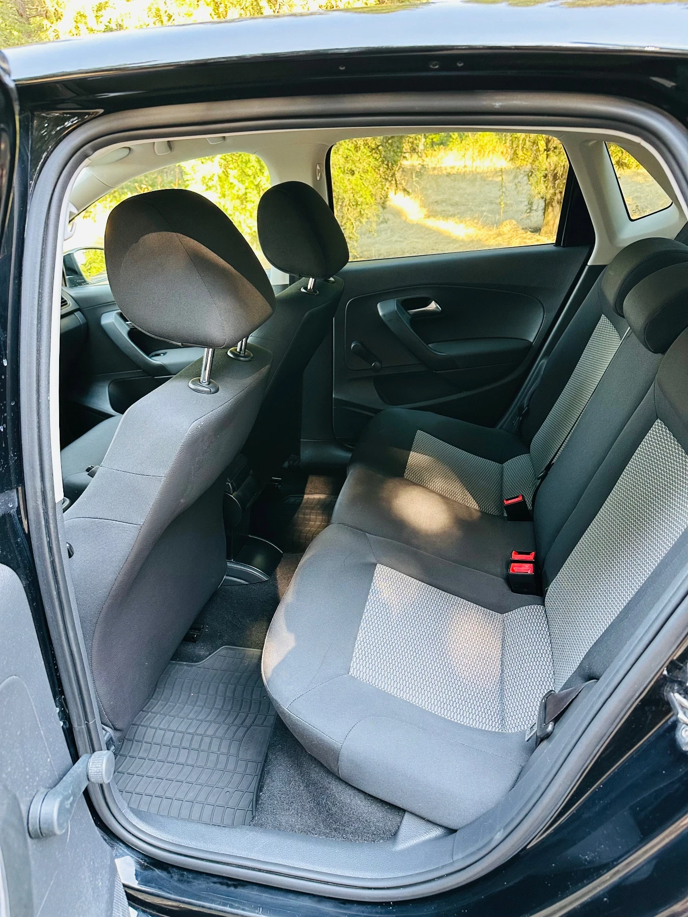 VW Polo 1.2i, снимка 7 - Автомобили и джипове - 56073065