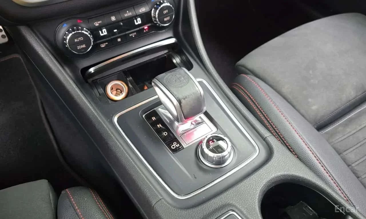 Mercedes-Benz CLA, снимка 9 - Автомобили и джипове - 56737062