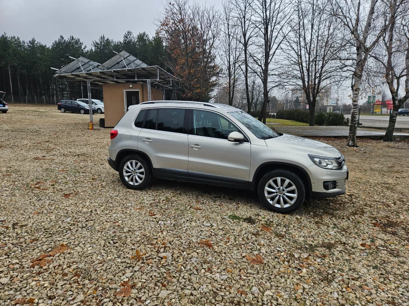 VW Tiguan 1.4 бензин, снимка 5 - Автомобили и джипове - 47397961