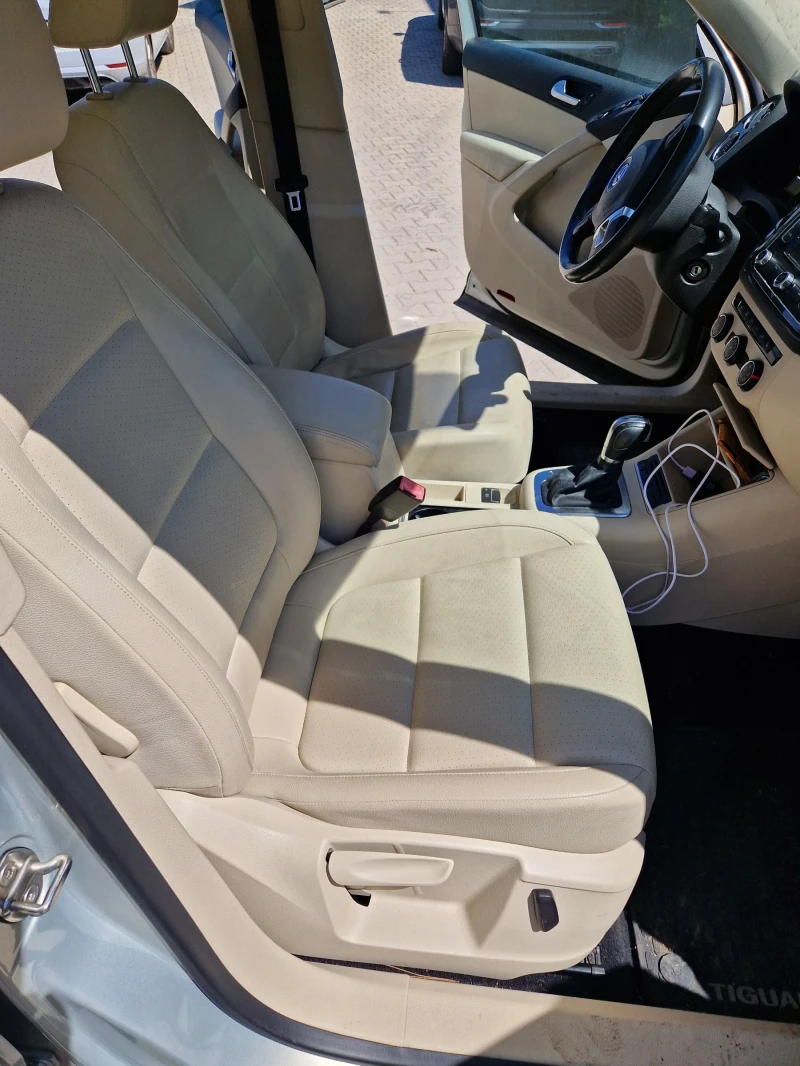 VW Tiguan 2.0TSI, снимка 5 - Автомобили и джипове - 50373847