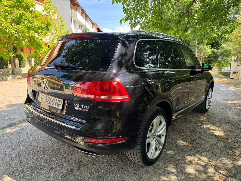 VW Touareg, снимка 5 - Автомобили и джипове - 52534138