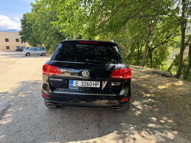 VW Touareg, снимка 6 - Автомобили и джипове - 52534138