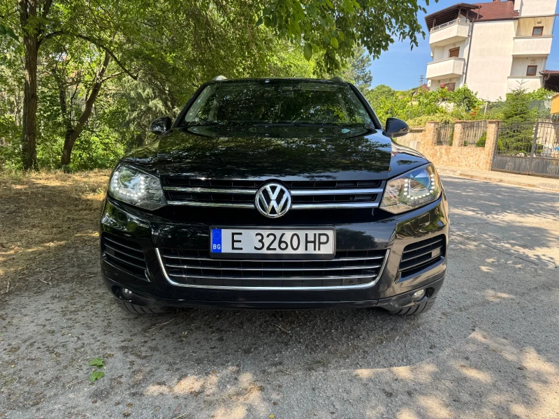 VW Touareg, снимка 2 - Автомобили и джипове - 52534138