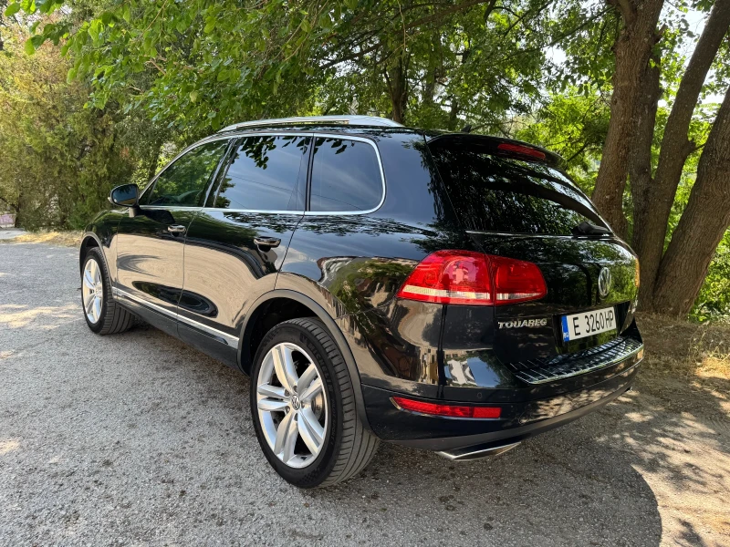 VW Touareg, снимка 7 - Автомобили и джипове - 52534138